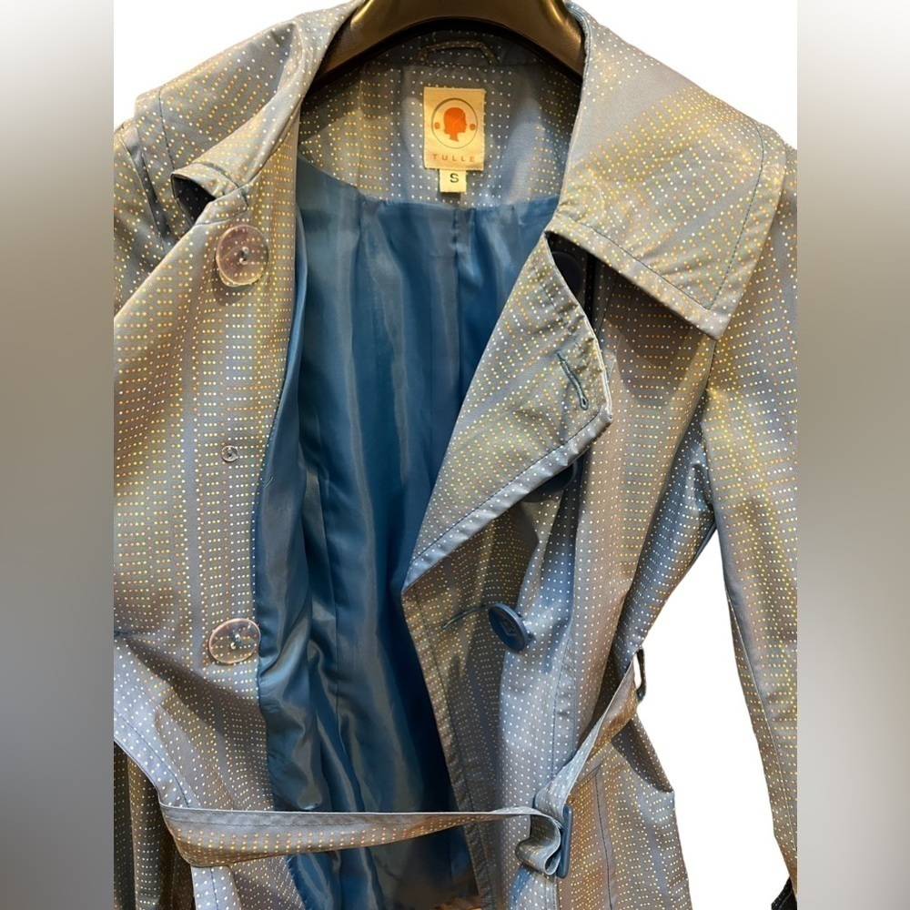 Tulle Women’s Lined blue dotted trench coat in Small - Picture 3 of 15